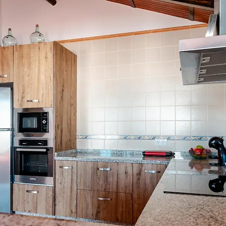 Con Piscina, Barbacoa, Aire Acondicionado, Wifi De Alta Velocidad, Cocina Exterior Y Parking Holiday home Cordoba