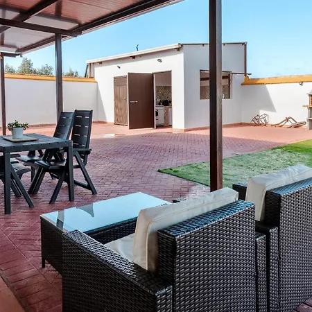 Con Piscina, Barbacoa, Aire Acondicionado, Wifi De Alta Velocidad, Cocina Exterior Y Parking Cordoba
