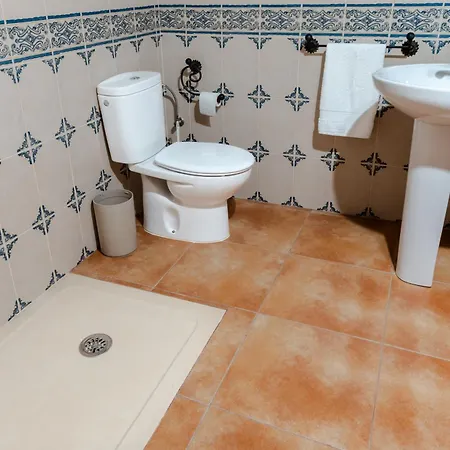 Con Piscina, Barbacoa, Aire Acondicionado, Wifi De Alta Velocidad, Cocina Exterior Y Parking *