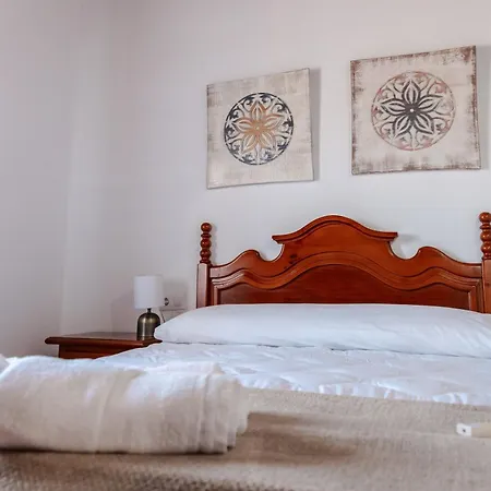 Holiday home Con Piscina, Barbacoa, Aire Acondicionado, Wifi De Alta Velocidad, Cocina Exterior Y Parking