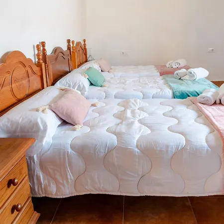 Con Piscina, Barbacoa, Aire Acondicionado, Wifi De Alta Velocidad, Cocina Exterior Y Parking Cordoba