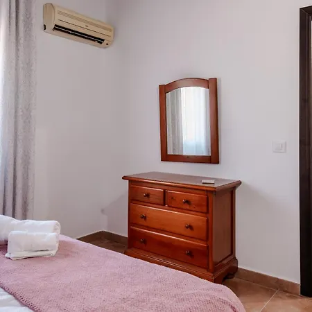 Holiday home Con Piscina, Barbacoa, Aire Acondicionado, Wifi De Alta Velocidad, Cocina Exterior Y Parking *